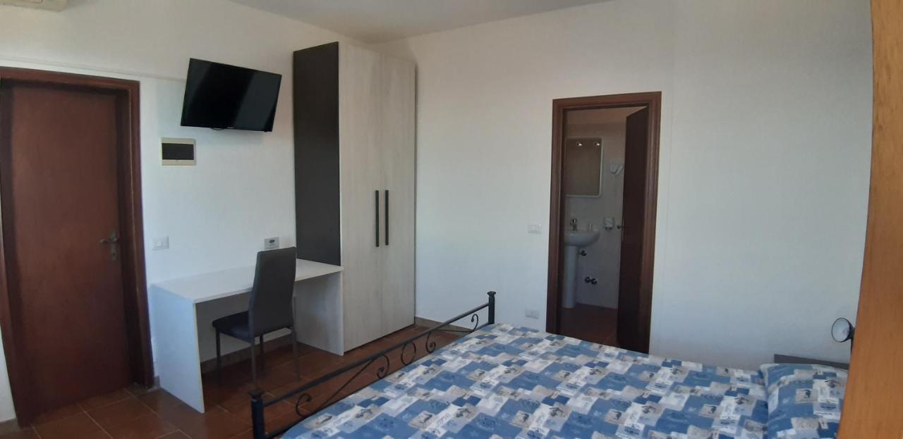 Hotel Oleandro Marciana  Buitenkant foto
