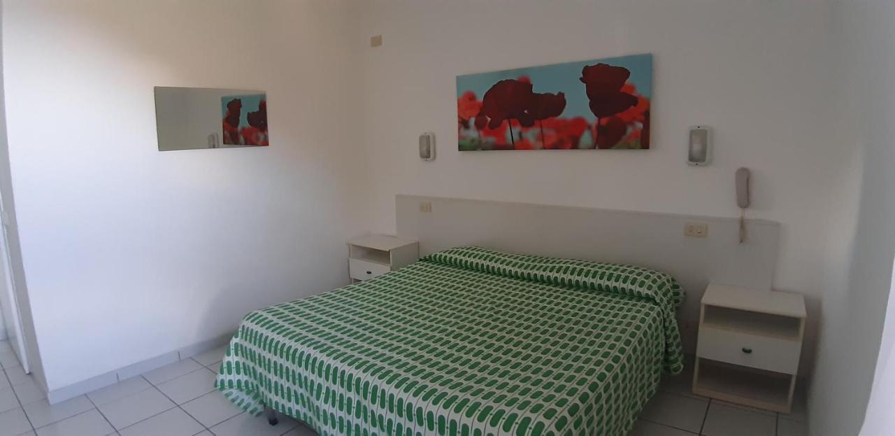 Hotel Oleandro Marciana  Buitenkant foto
