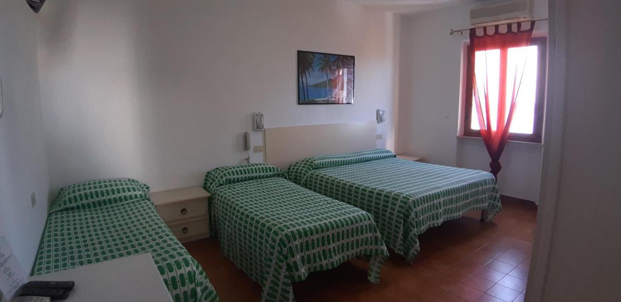 Hotel Oleandro Marciana  Buitenkant foto